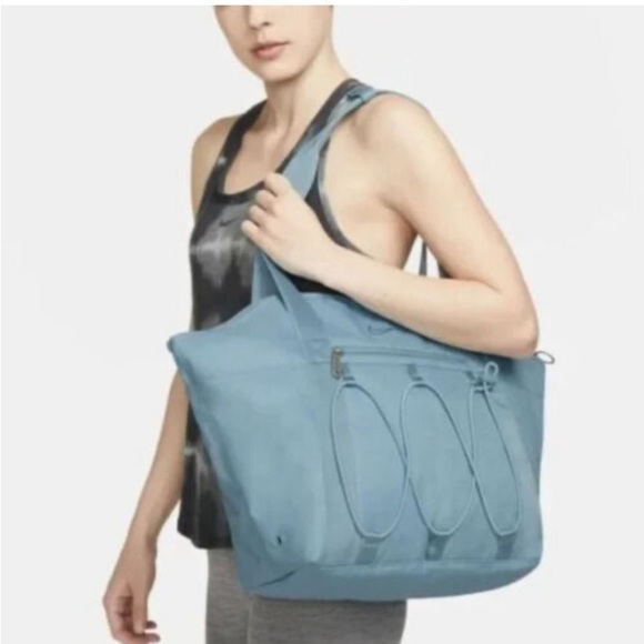 Nike One Tote - Picture 3 of 5